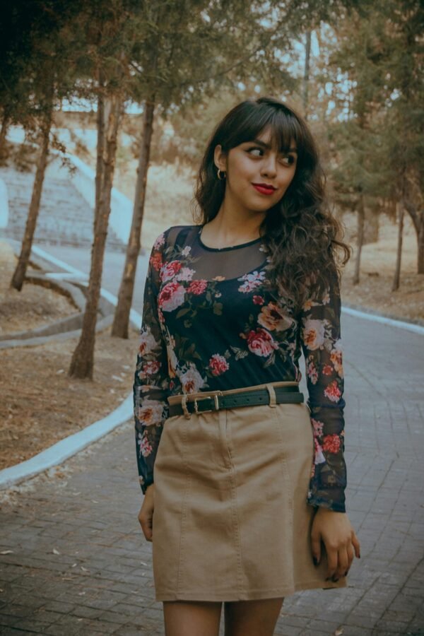 Mini brown pencil skirt